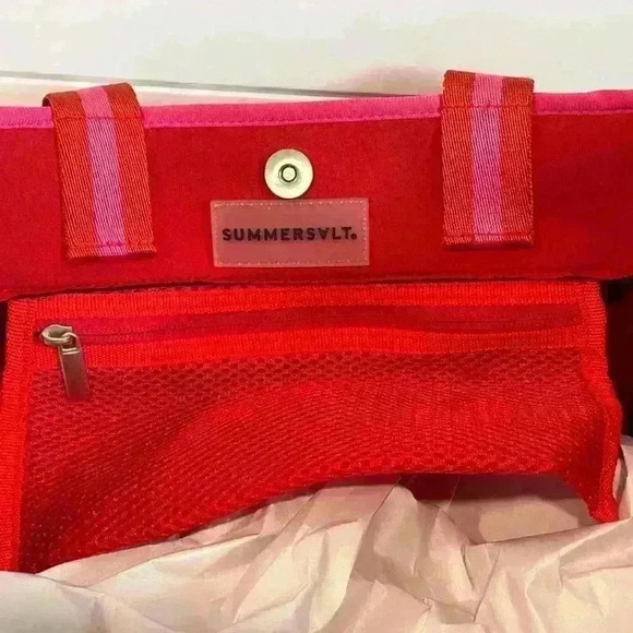 SummerSalt Neoprine Beach Tote in Pink/Red - Picture 6 of 7